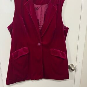 Women's Velvet Blazer in Rich Burgundy